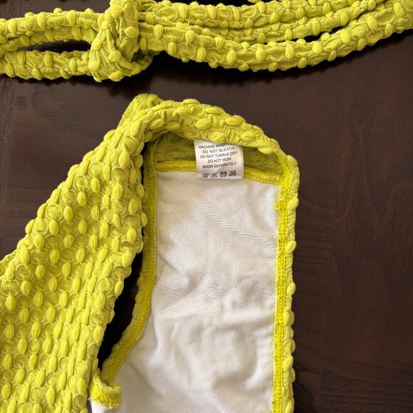 MODLILY DESIGN Cut Out Circular Ring Avocado Green Bikini Set - SZ M - Picture 7 of 7